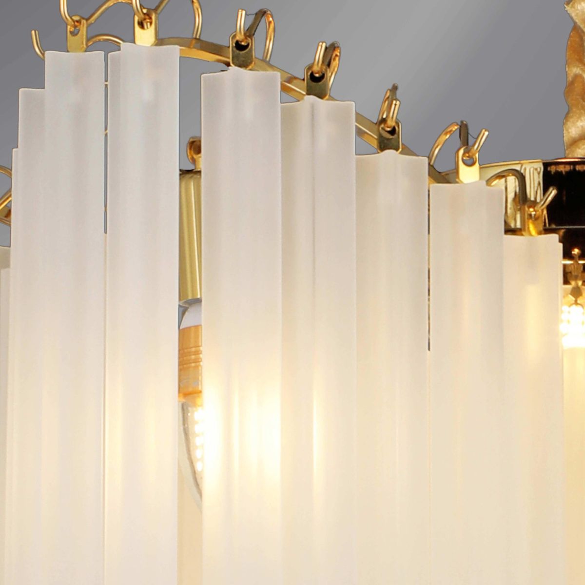 Подвесная люстра Alfa Light F0124-01