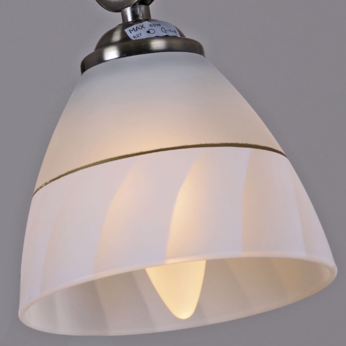 Подвесная люстра Reluce 03514-0.4-08