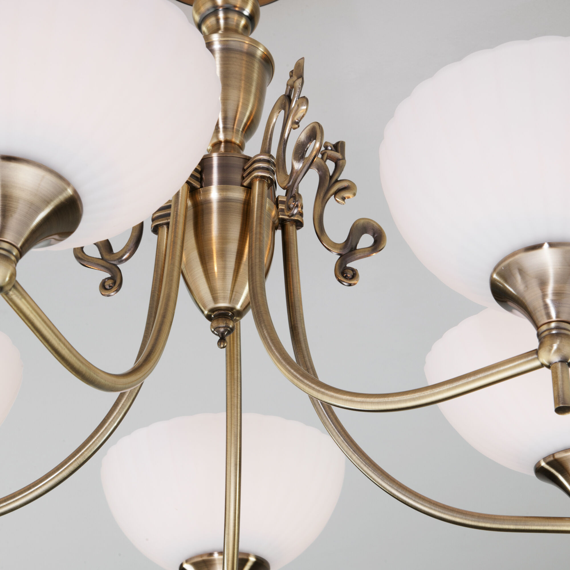 Потолочная люстра Eurosvet Lira 60053/5 античная бронза