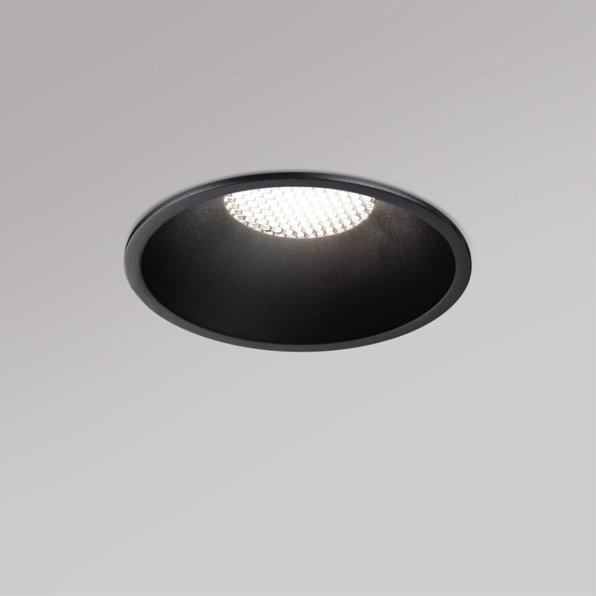 Встраиваемый светильник с переключателем цветовой температуры и угла рассеивания Novotech Wir Nova 359855