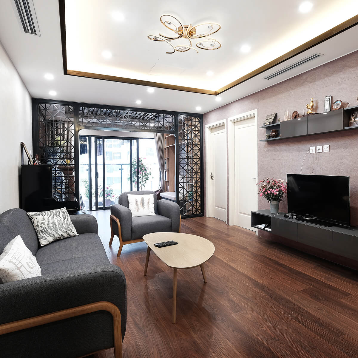 Потолочный светодиодный светильник Eurosvet Saona 90099/5 золото