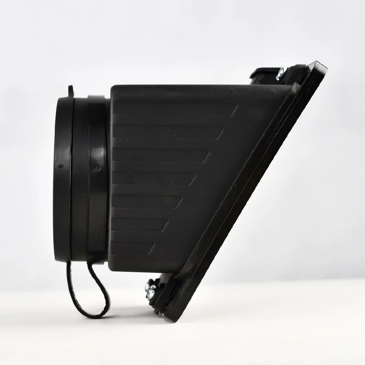 Розетка наружная наклонная трехфазная Lezard Каучук 332-0100-0202/202