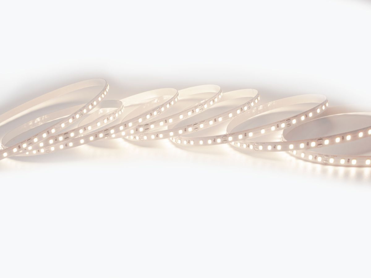 Светодиодная лента LEDS POWER 2835 180/м (16Вт/м) 24В холодная 008820