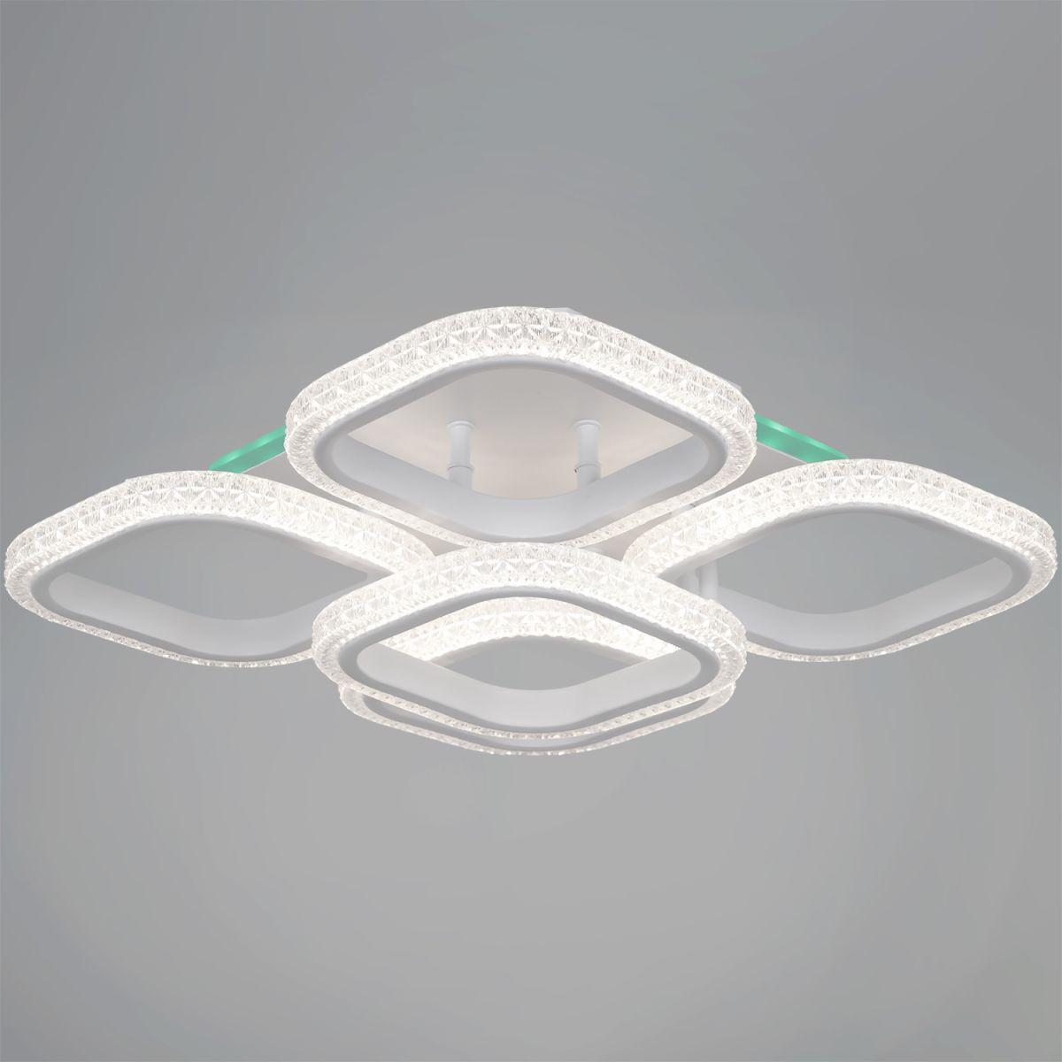 Потолочная люстра Reluce 06335-0.3-4+1A WH (RGB)