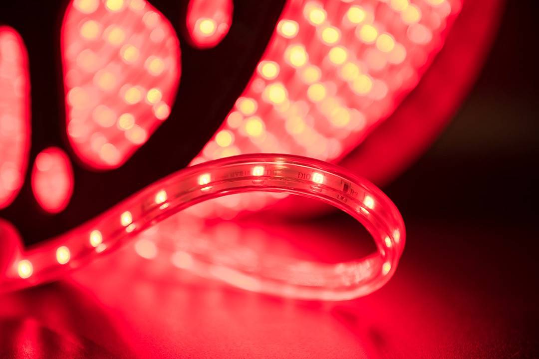 Светодиодная лента SWG LT360-R-100 001106