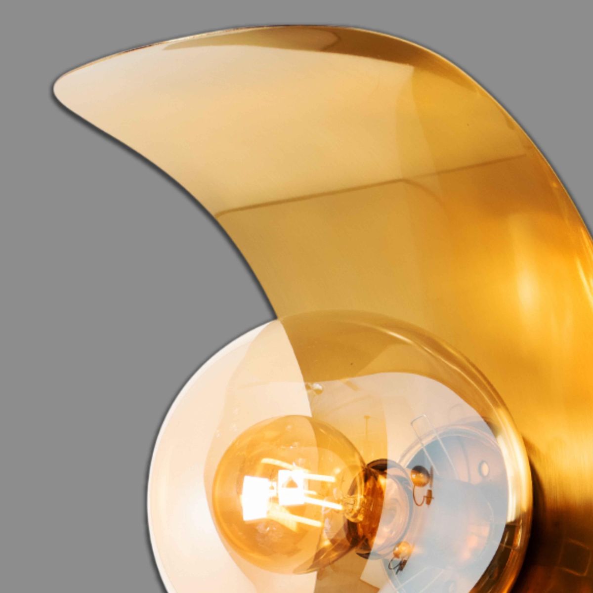 Настенный светильник Alfa Light F4124-63