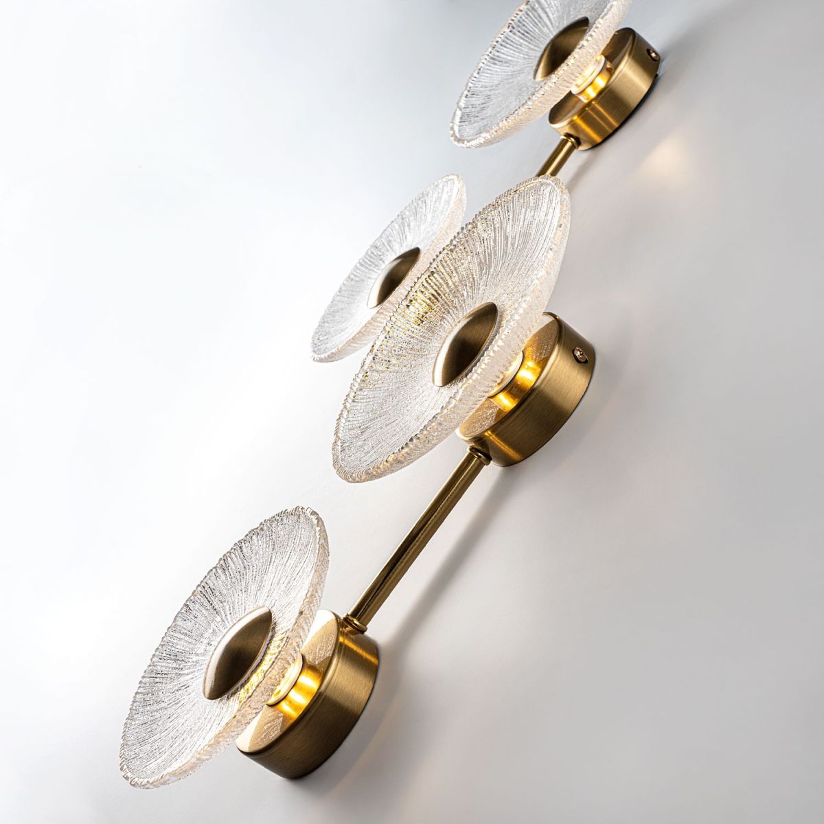 Настенный светильник Modestyle MS.1503.04