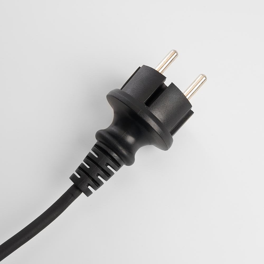 Уличная светодиодная гирлянда Feron CL32 230В 12Вт мультиколор 20м IP65 48176