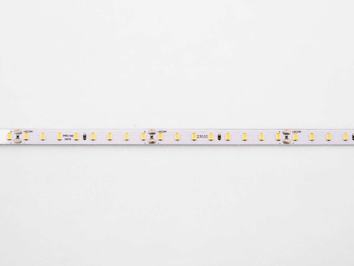 Светодиодная лента LEDS POWER 2835 112/м (10Вт/м) 24В холодная 30м/кат, серия ПРО140 005744