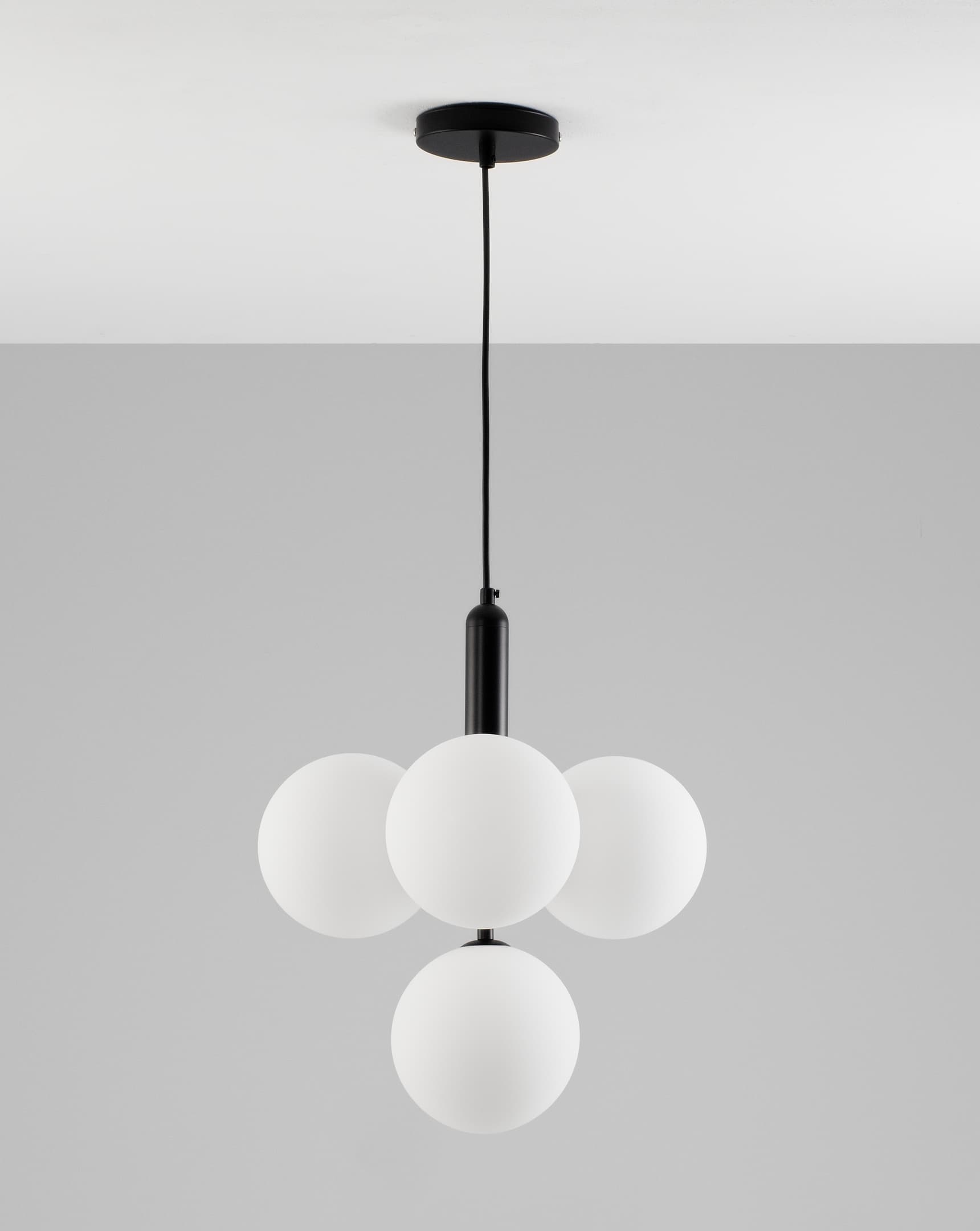 Подвесная люстра Moderli Kolinz V2040-P