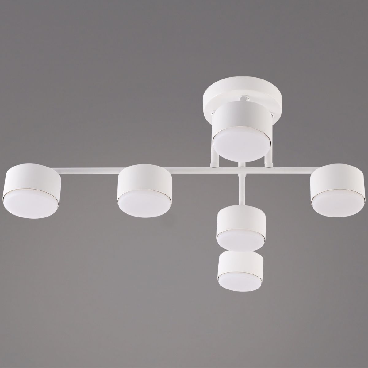 Потолочная люстра Reluce 03725-0.3-06 WT GX53