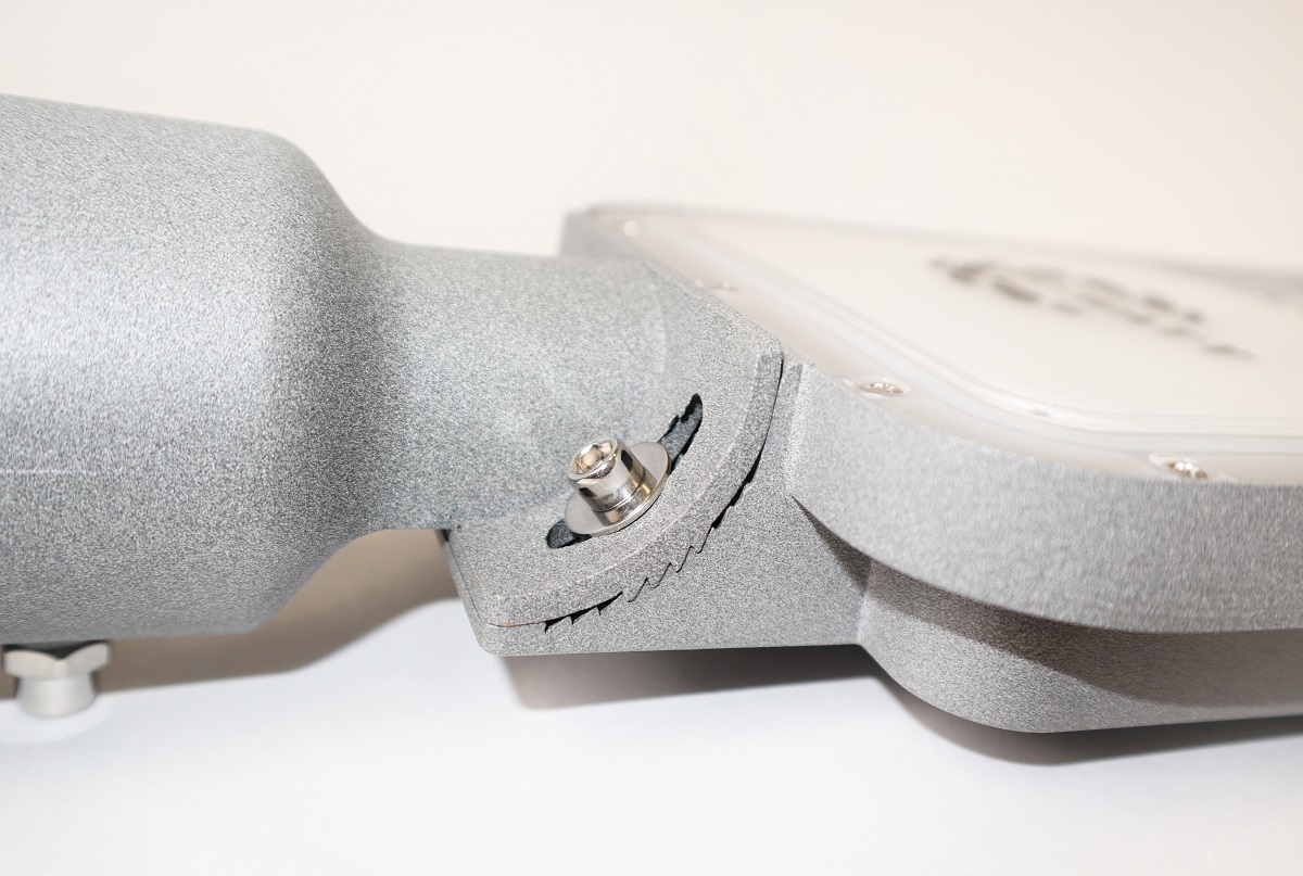 Уличный консольный светильник i-Watt i-15106