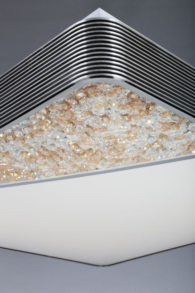 Потолочный светодиодный светильник Omnilux OML-45617-80