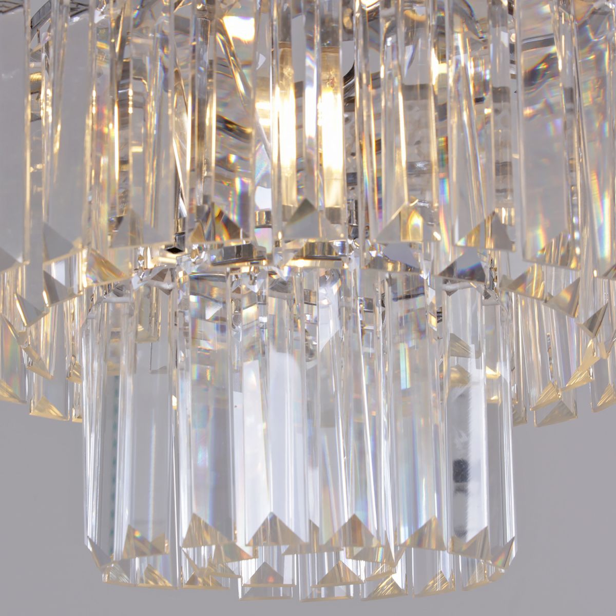 Потолочная люстра Reluce 99018-0.3-400