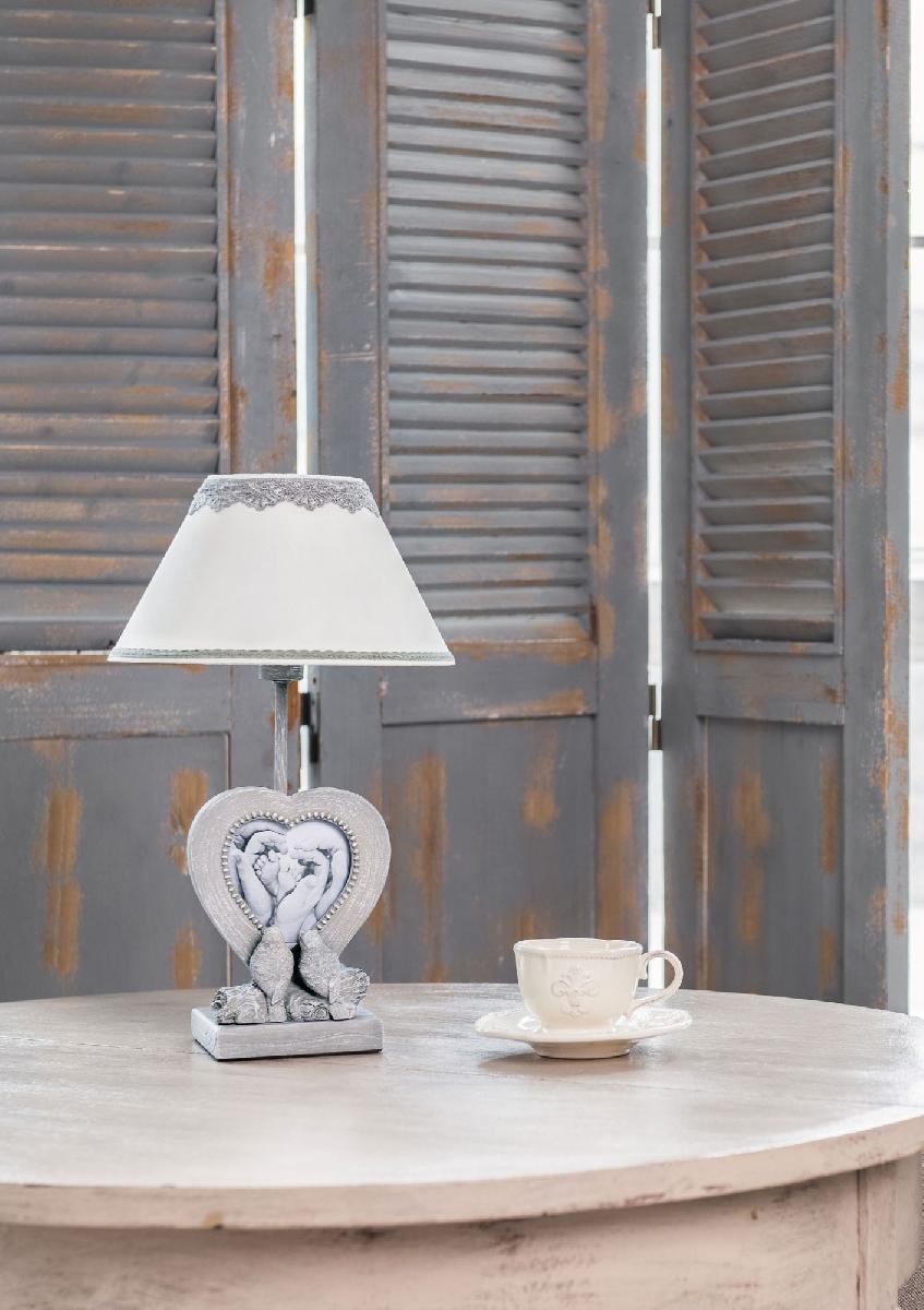 Настольная лампа для спальни Maytoni Bouquet ARM023-11-S