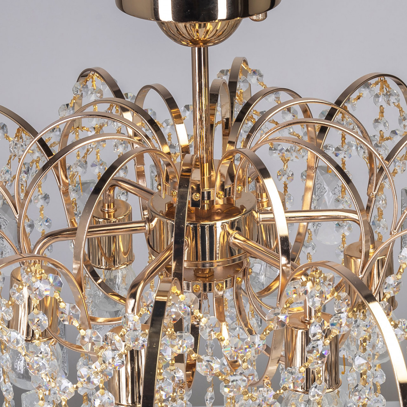 Люстра на штанге De Markt Бриз 111016406 в Москве