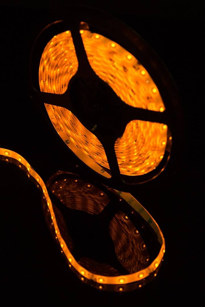 Светодиодная лента SWG SWG360-12-4.8-Y-65 000053