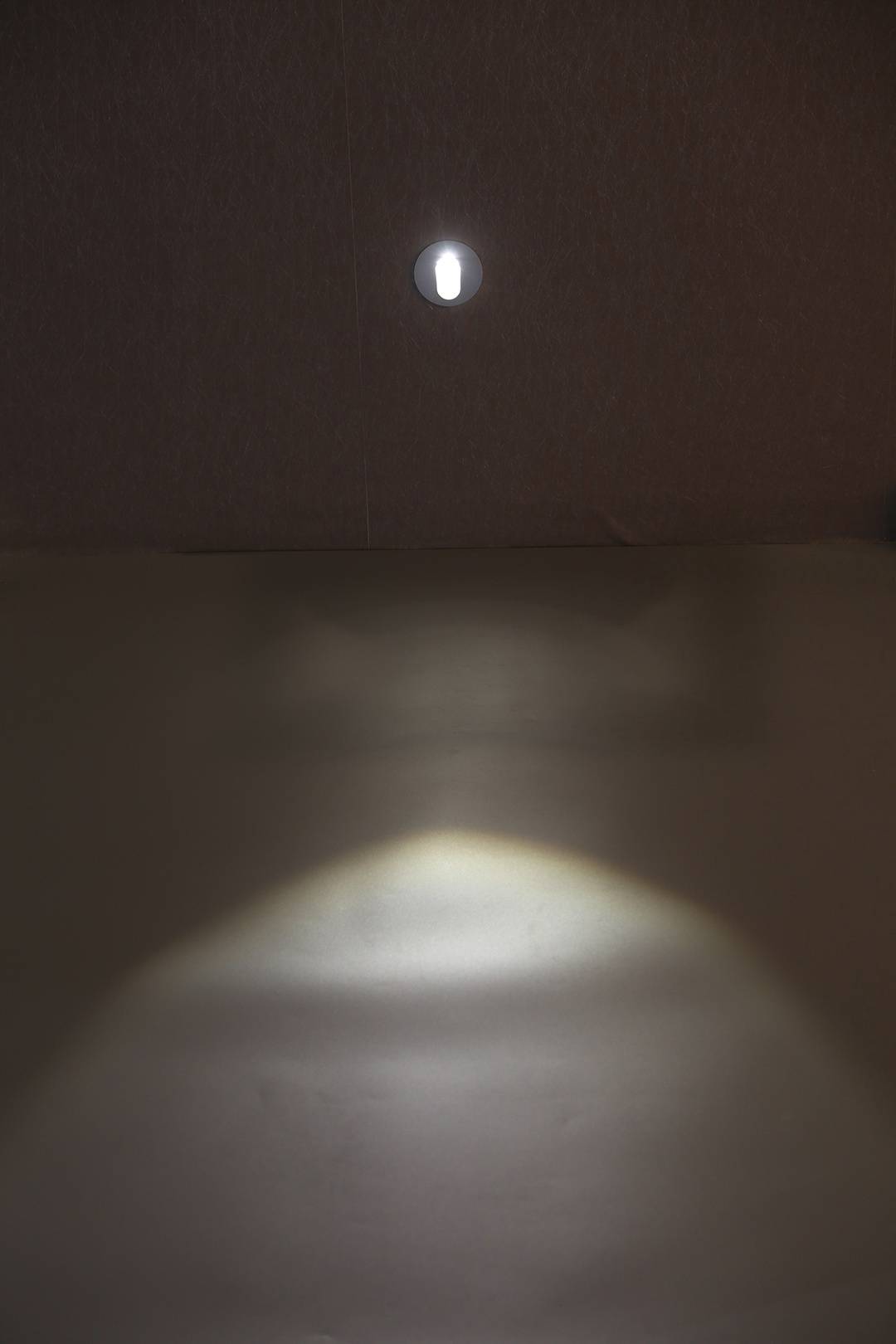 Подсветка ступеней лестницы DesignLed GW-R612-3-SL-NW 003298