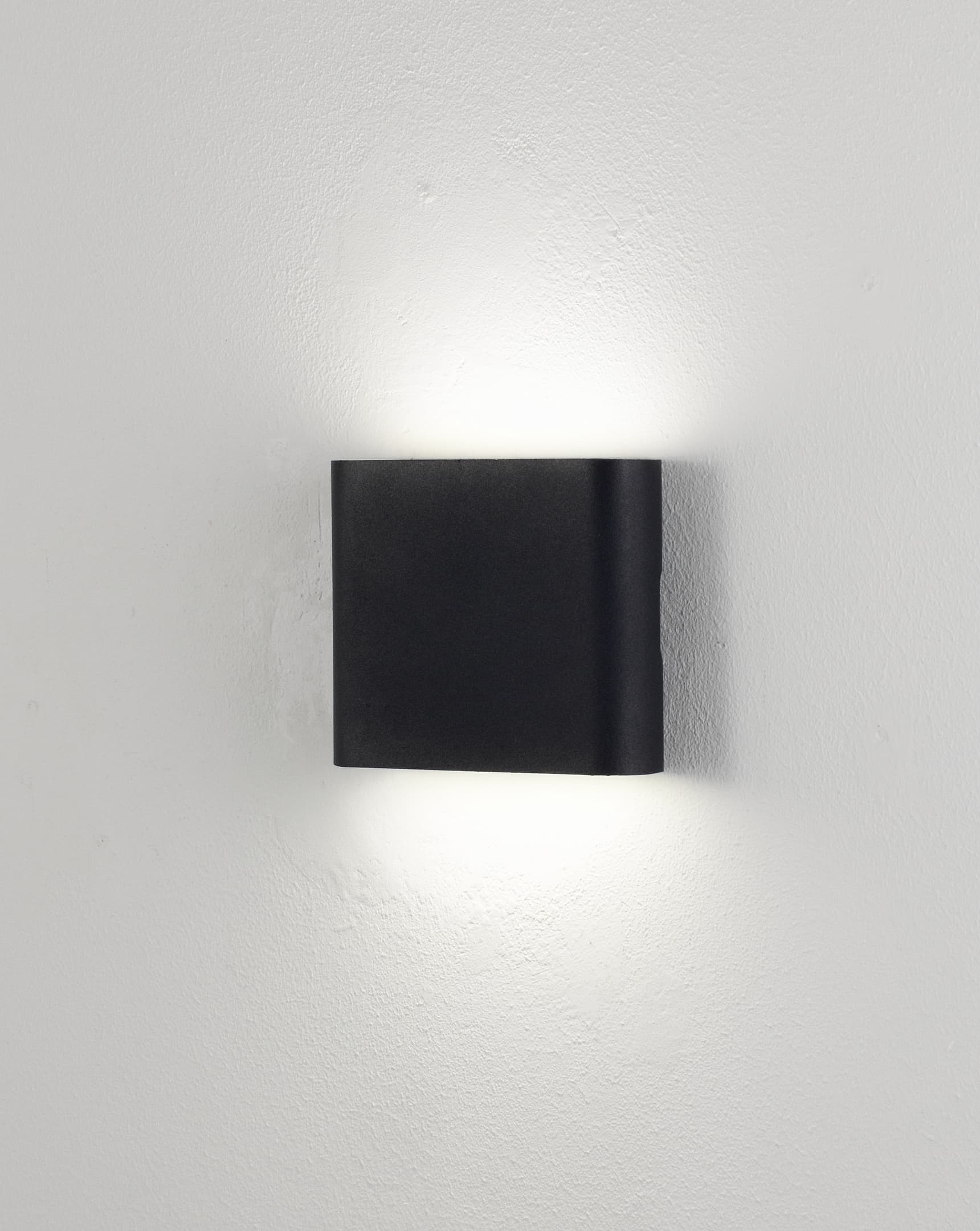 Настенный светодиодный светильник Moderli Piene V1851-WL