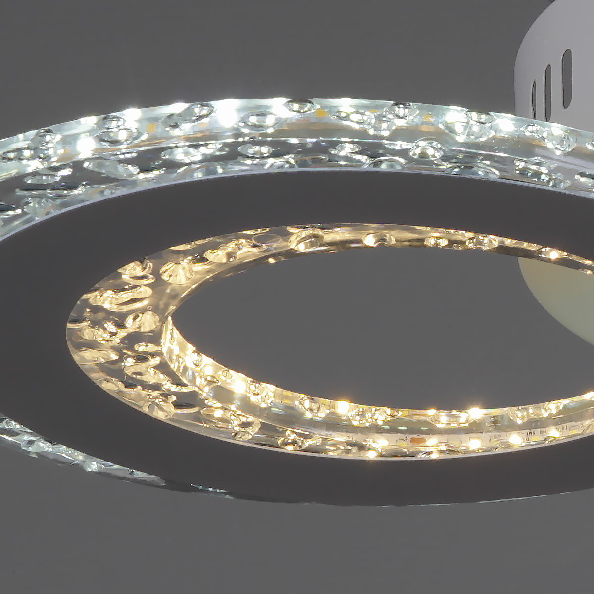 Потолочная люстра Reluce 08423-0.3-03