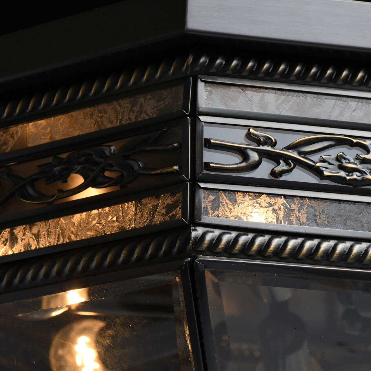 Накладная люстра Chiaro 801010806