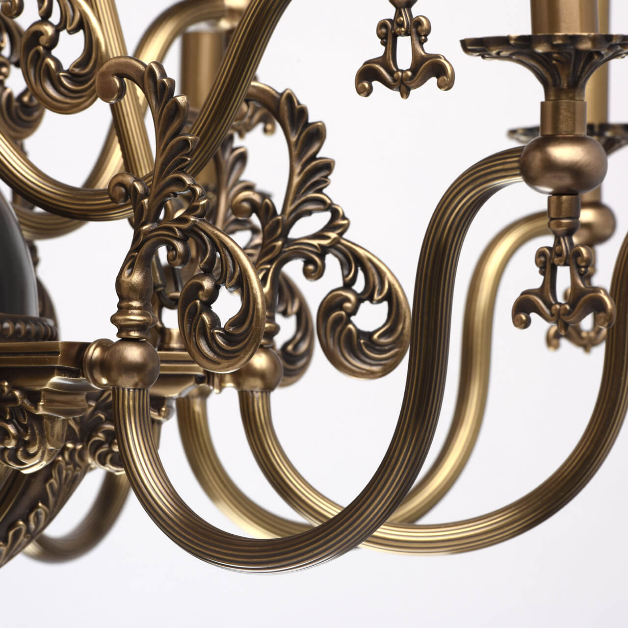 Подвесная люстра Chiaro Габриэль 9 491012315 в Москве