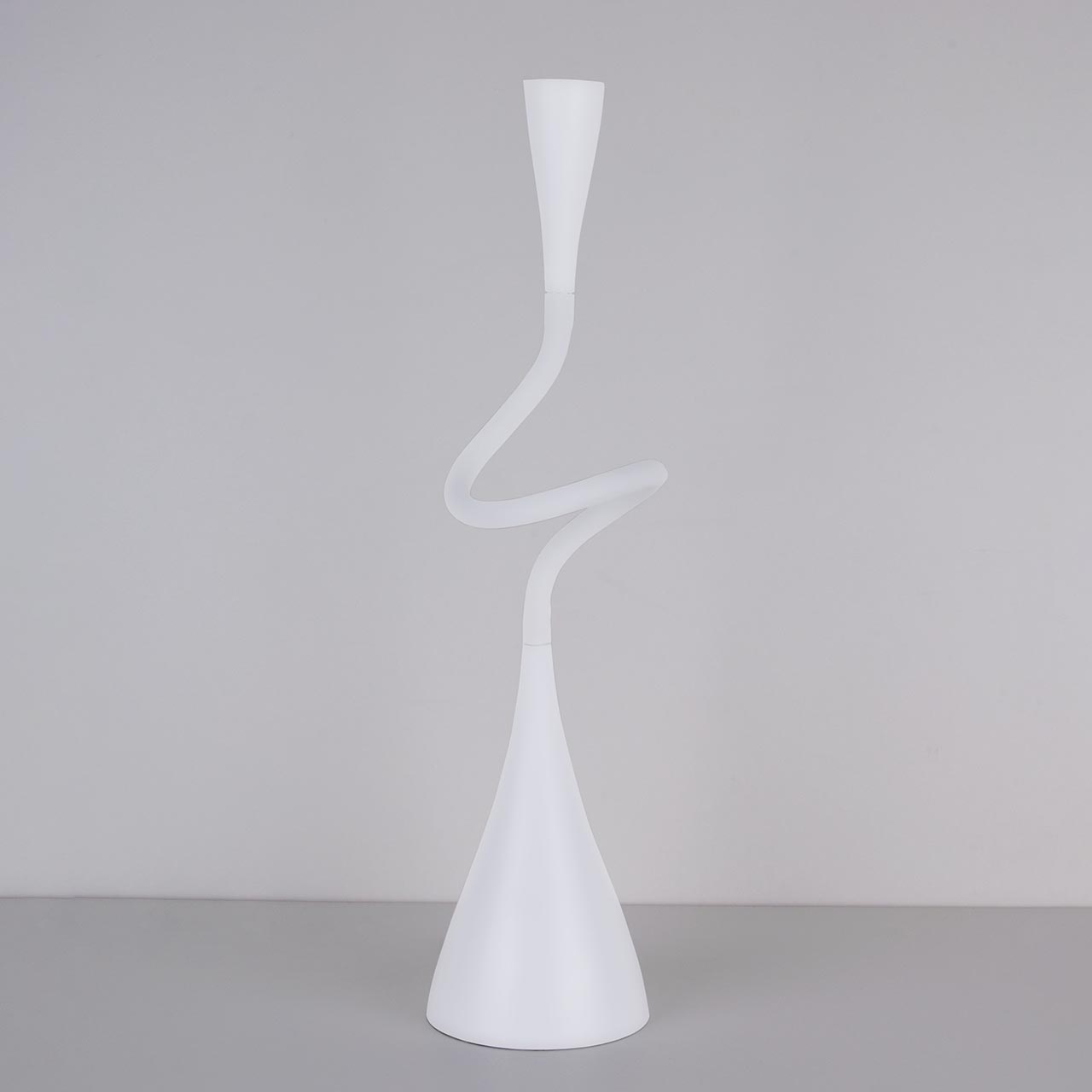 Настольная лампа Elektrostandard Lola белый матовый TL80990 4690389136290