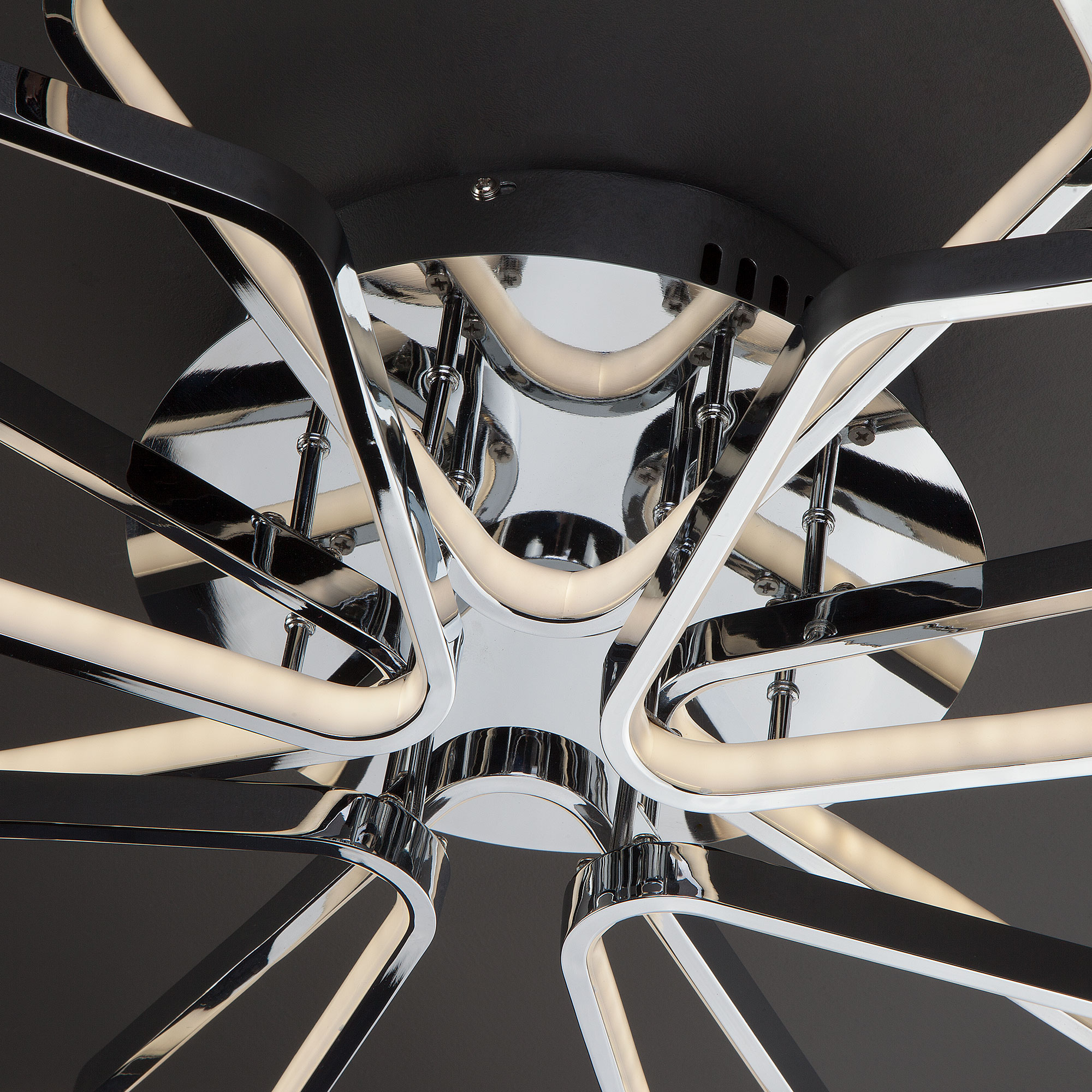 Потолочная люстра Eurosvet Kalifea 90081/8 хром