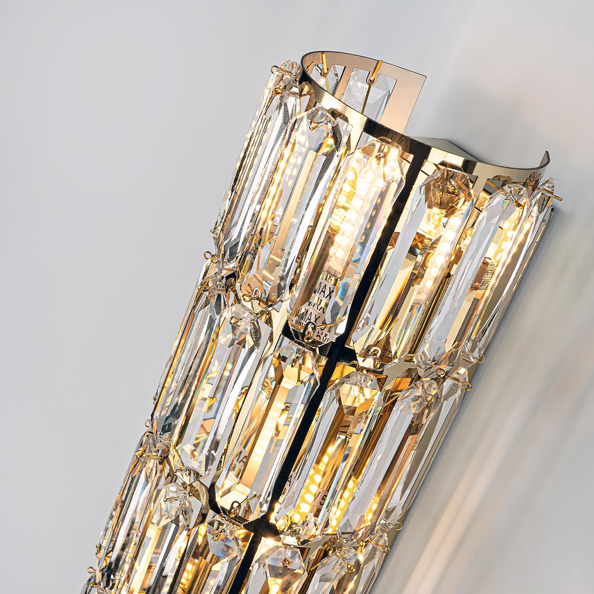 Настенный светильник Modelux ML.549.03 GD