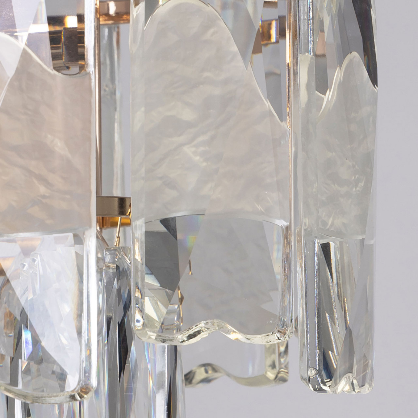 Подвесная люстра De Markt Бриз 111016504 в Москве