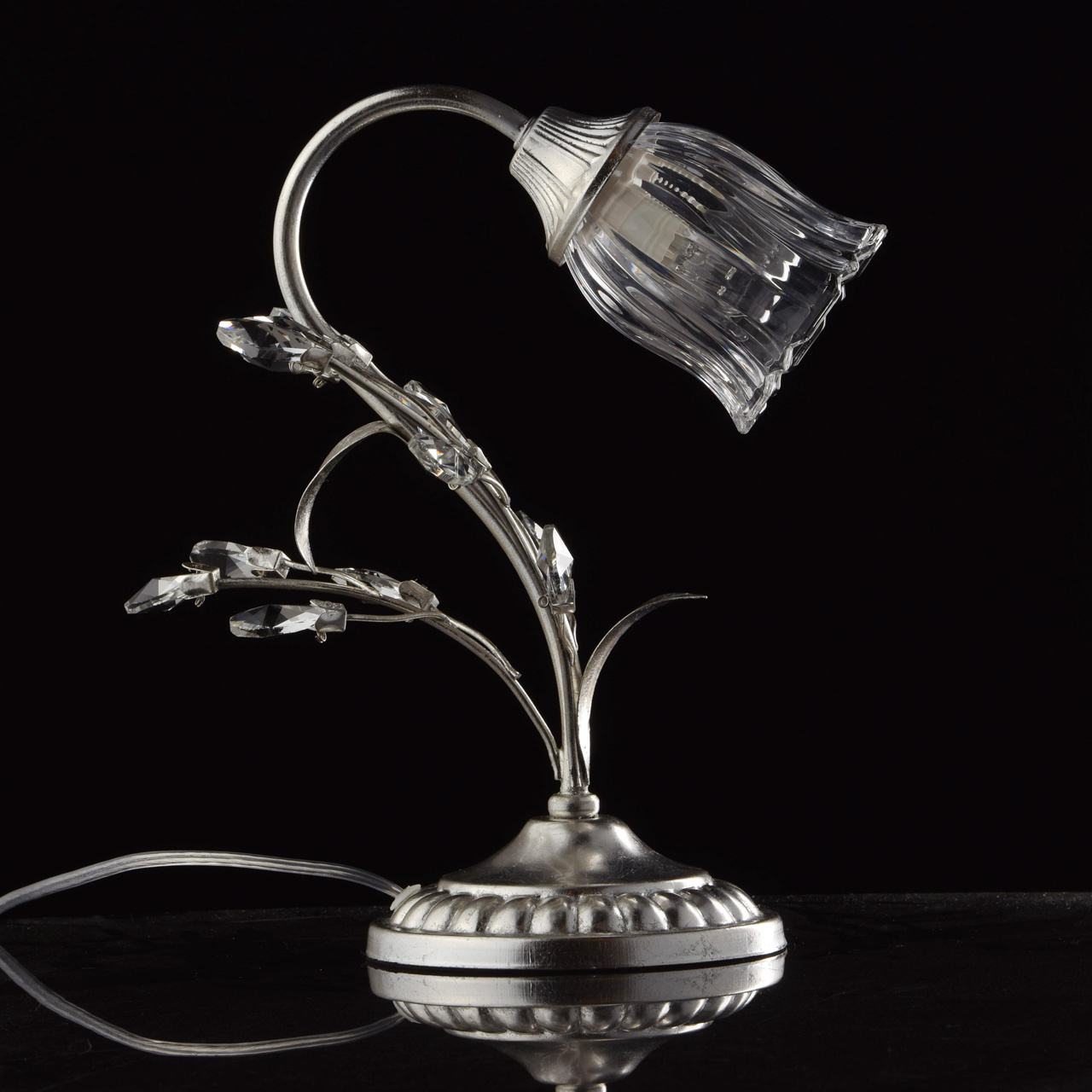 Настольная лампа Chiaro Виола 3 298032601