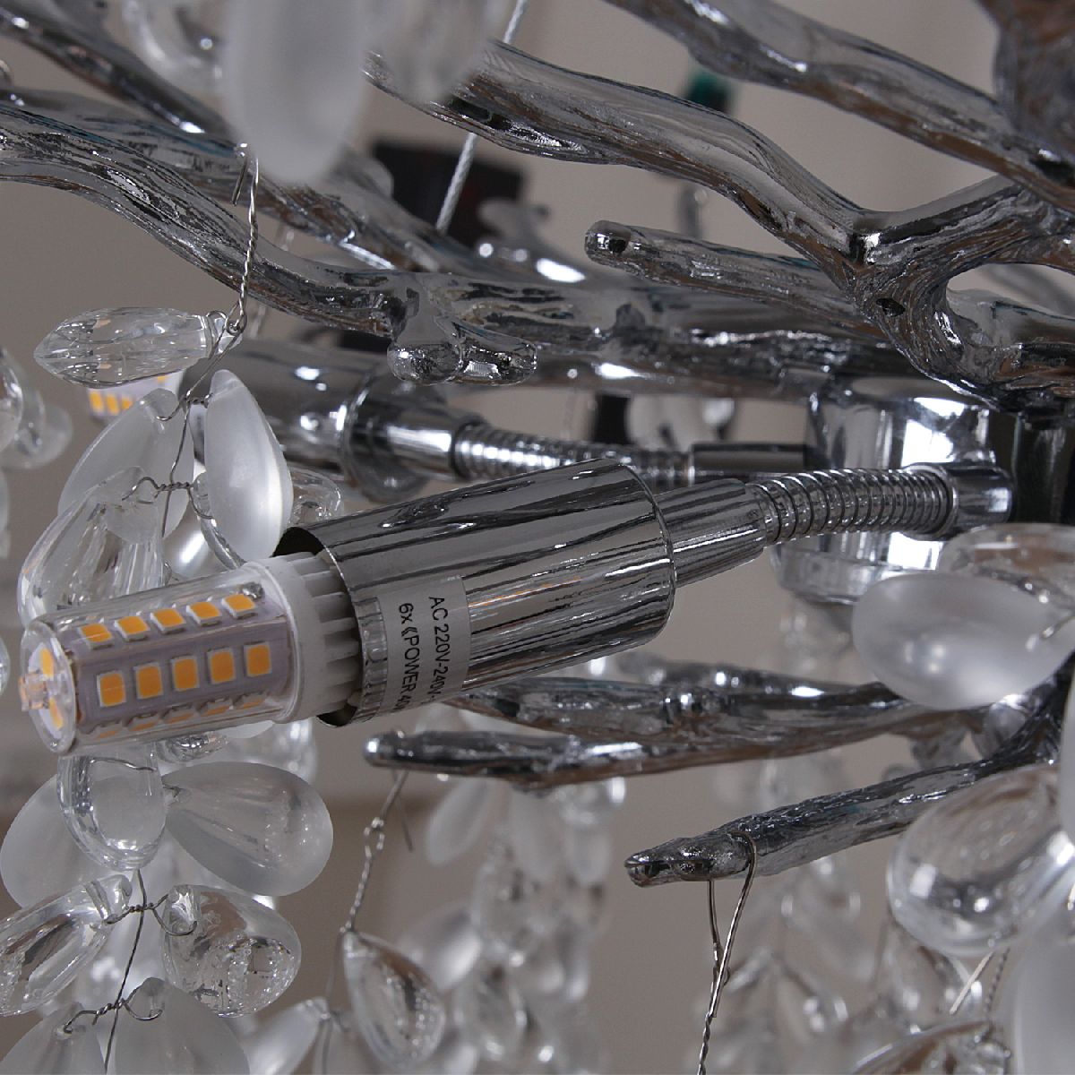 Подвесная люстра Reluce 33088-3.4-08