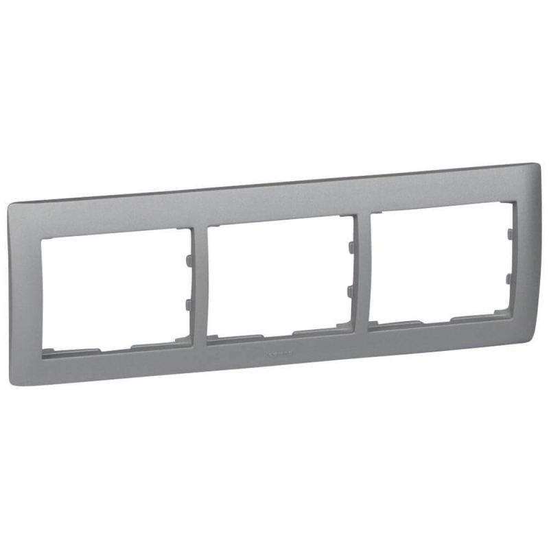 Рамка 3-постовая Legrand Galea Life алюминий 771303