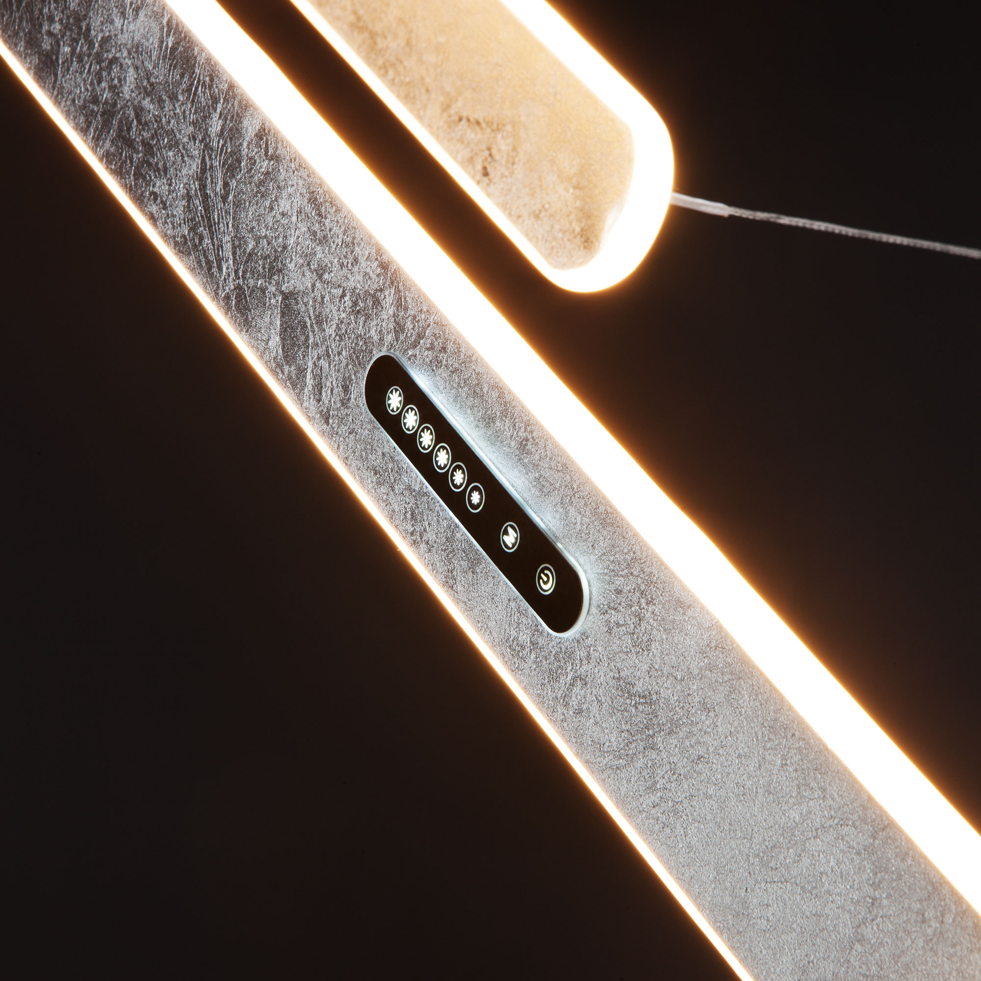 Подвесной светодиодный светильник Eurosvet Sender 90072/1 серебряный