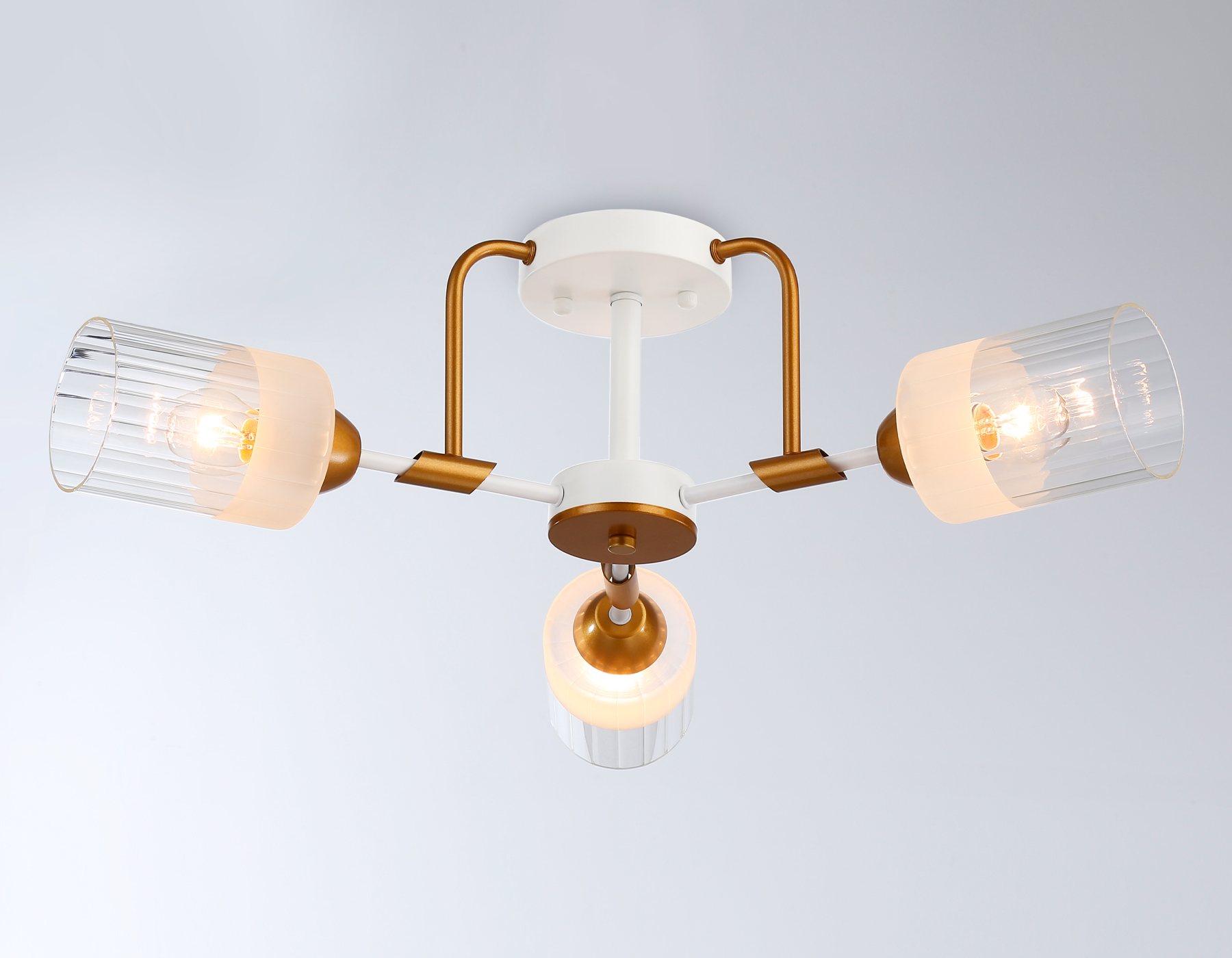 Люстра на штанге Ambrella Light Modern TR303321