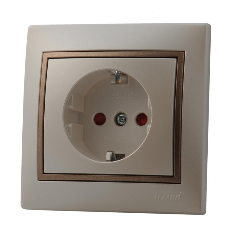 Розетка с защитой от детей Lezard Mira 701-3031-124