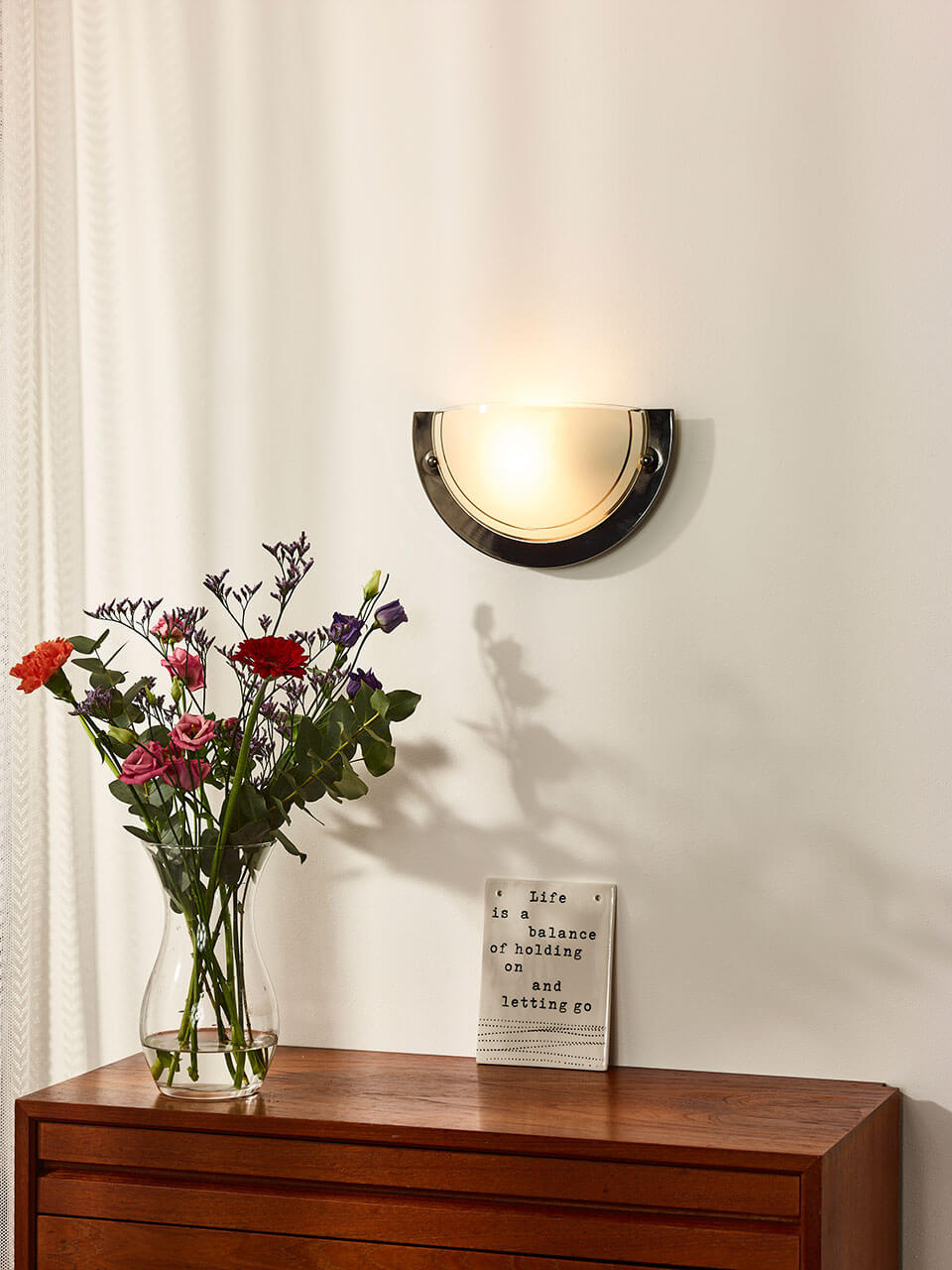 Настенный светильник Lucide Basic 07204/01/09