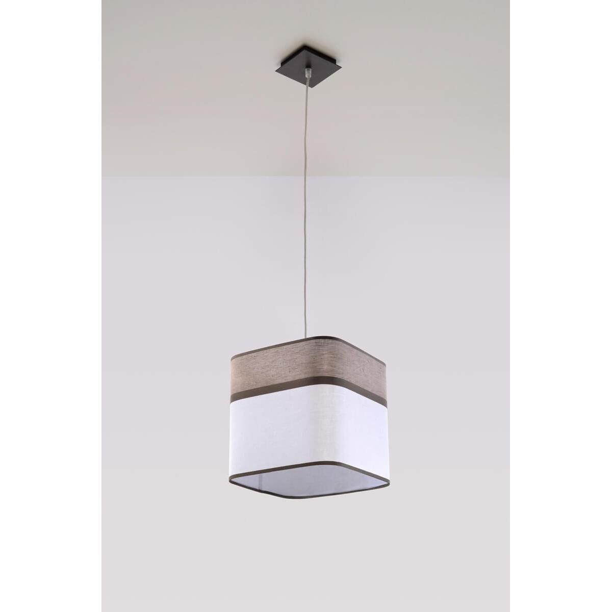 Розетка 2х2К+3 Legrand Galea Life 16A 250V с/з со шторками винтовой зажим белая 771031