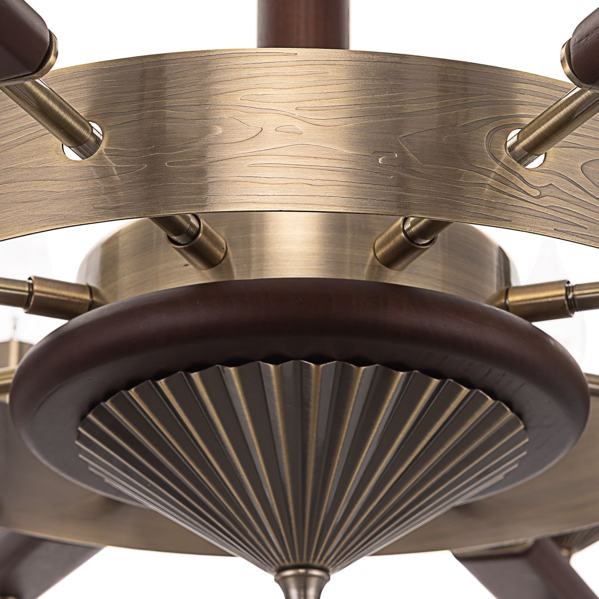 Подвесная люстра Citilux Kaptor CL423183