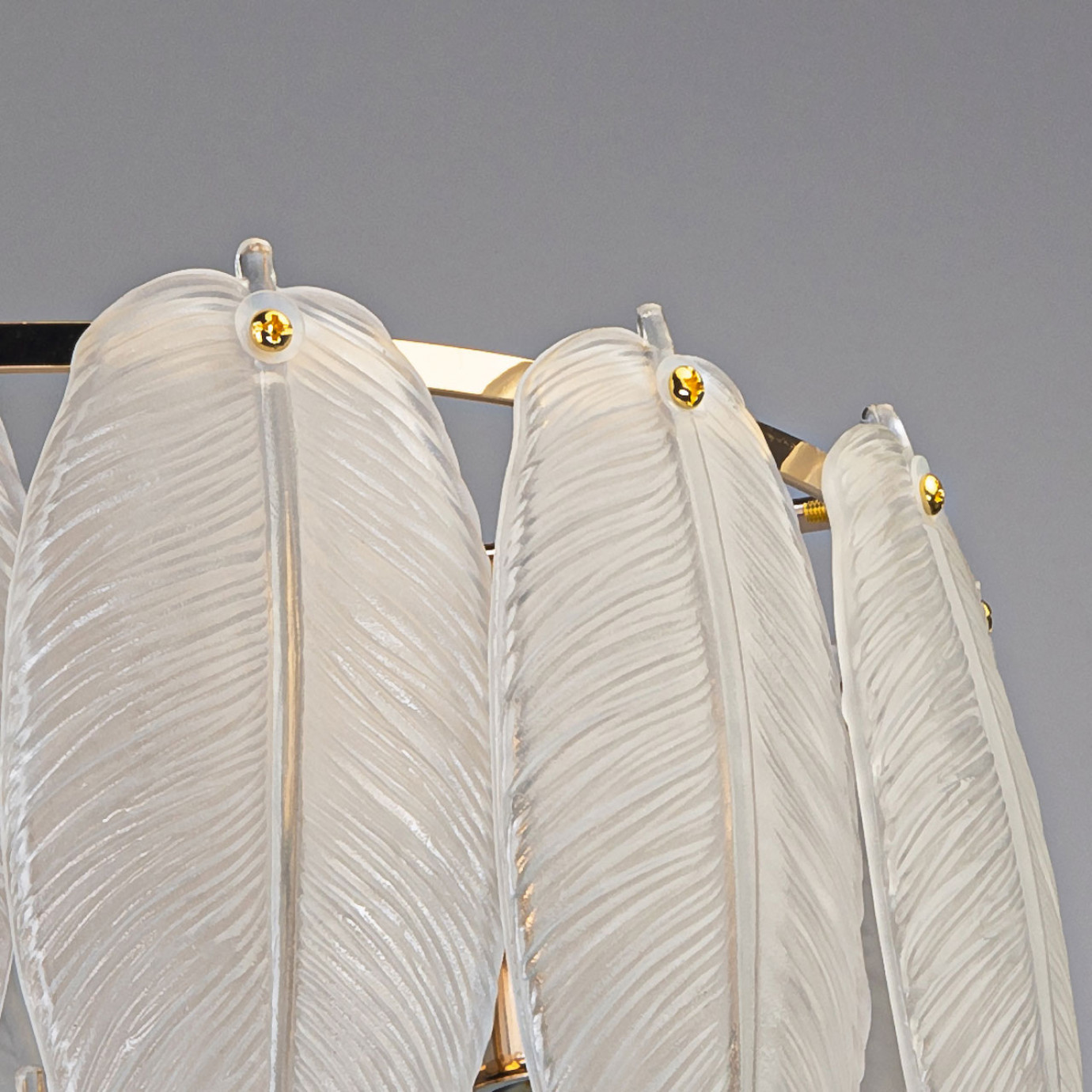 Подвесная люстра De Markt Бриз 111016704 в Москве