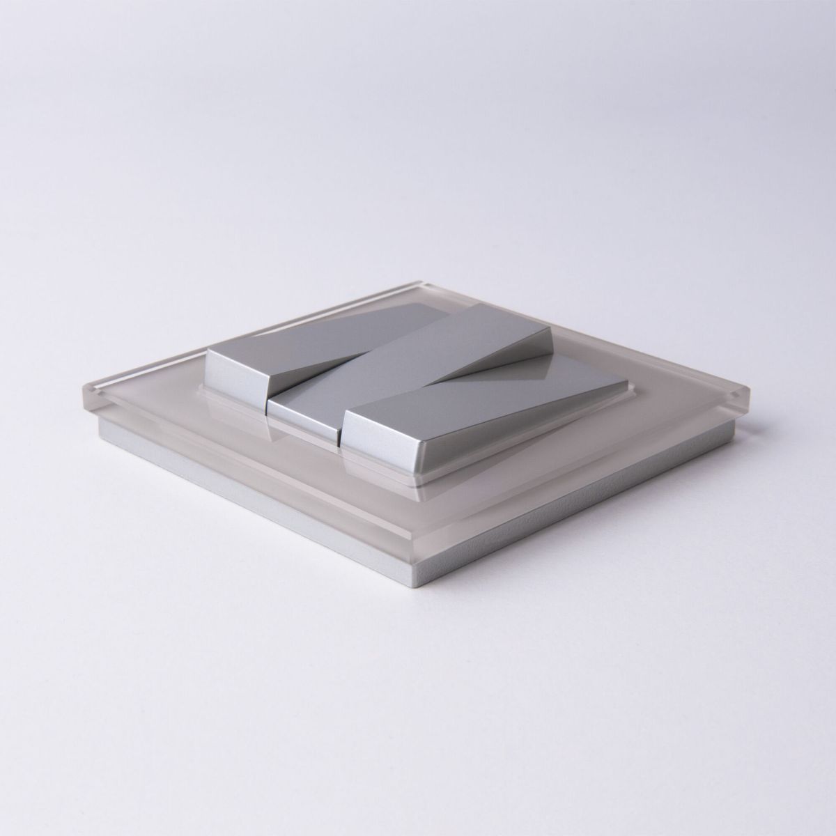 Выключатель трехклавишный Werkel (серебряный) W1130006 4690389164866 a050876