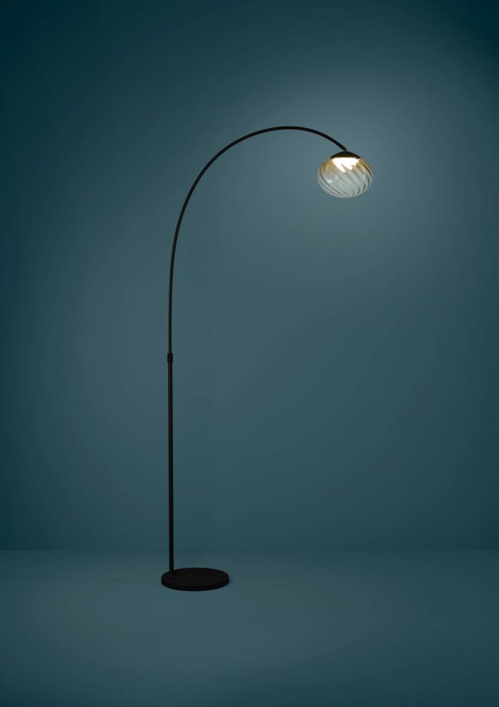 Торшер Eglo Pantoja 390486