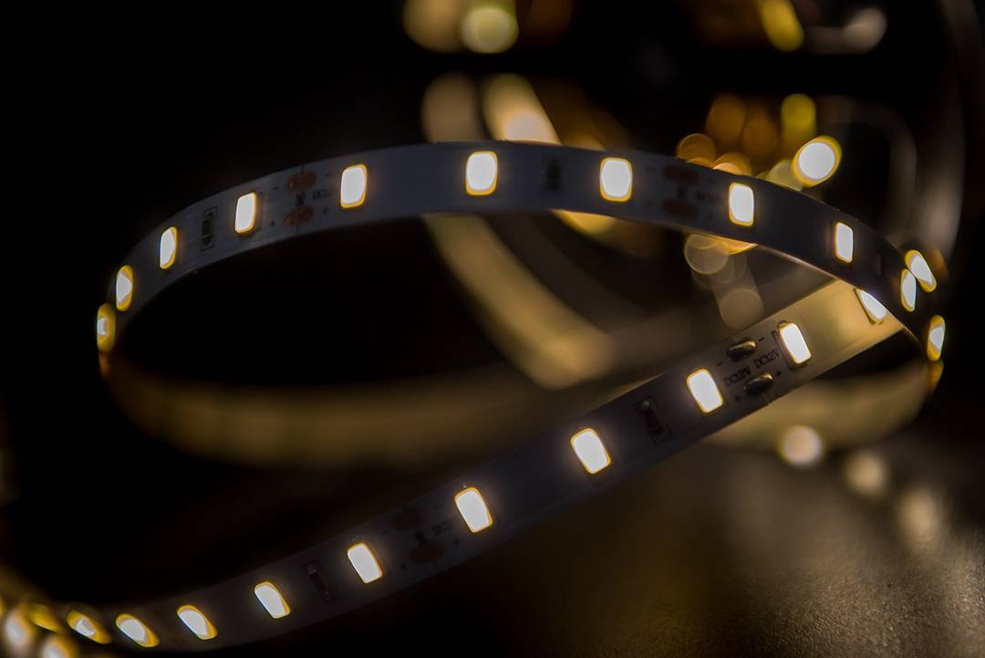 Светодиодная лента SWG SWG660-12-20-WW 000535