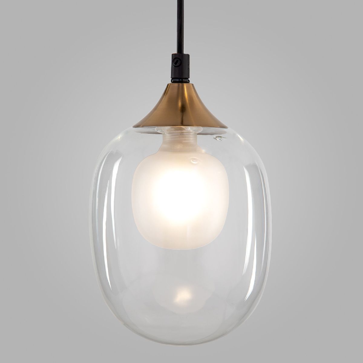 Подвесной светильник галогеновый Eurosvet 70216/3 латунь a064747