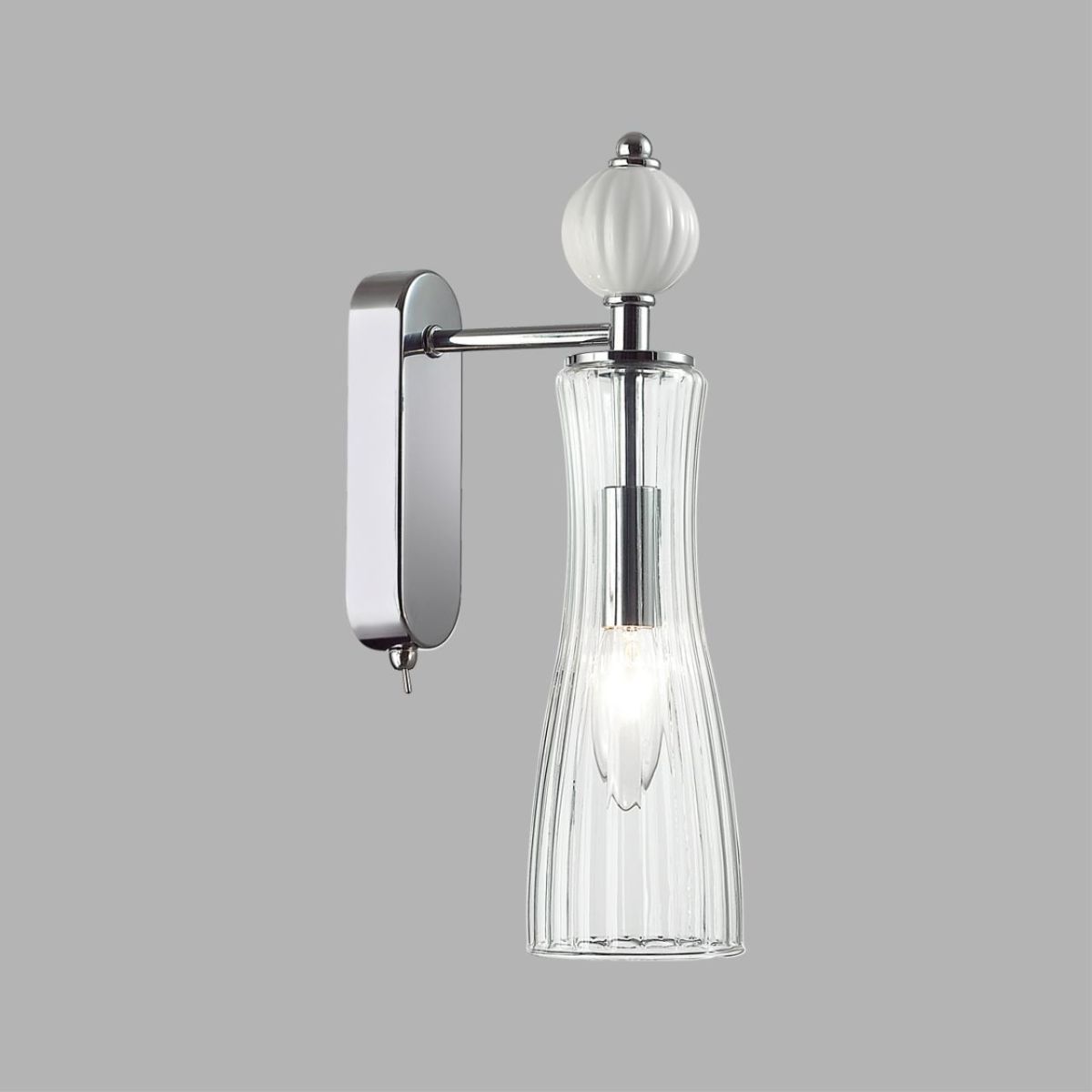 Бра с выключателем на корпусе Lumion Neoclassi Emily 8268/1W