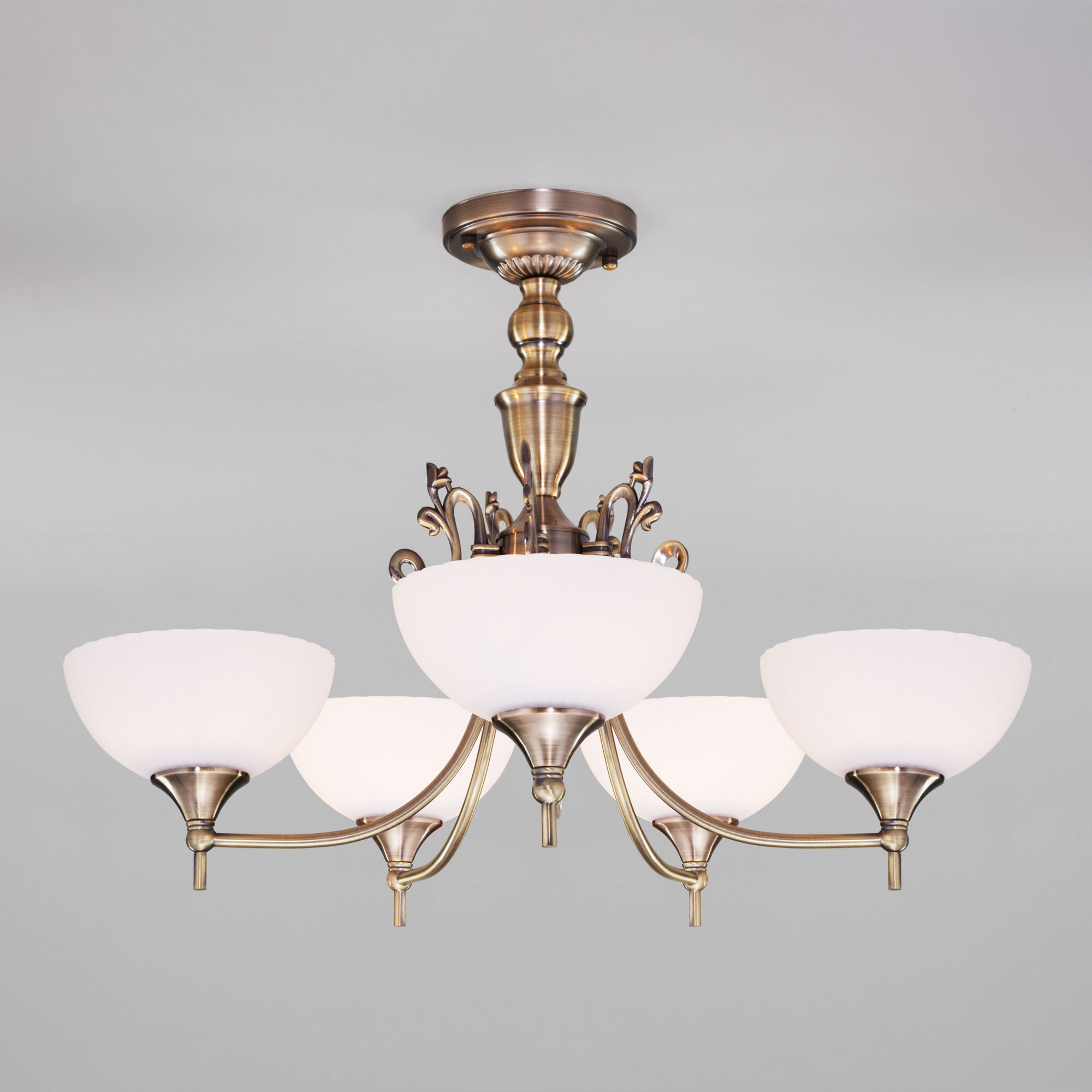 Потолочная люстра Eurosvet Lira 60053/5 античная бронза