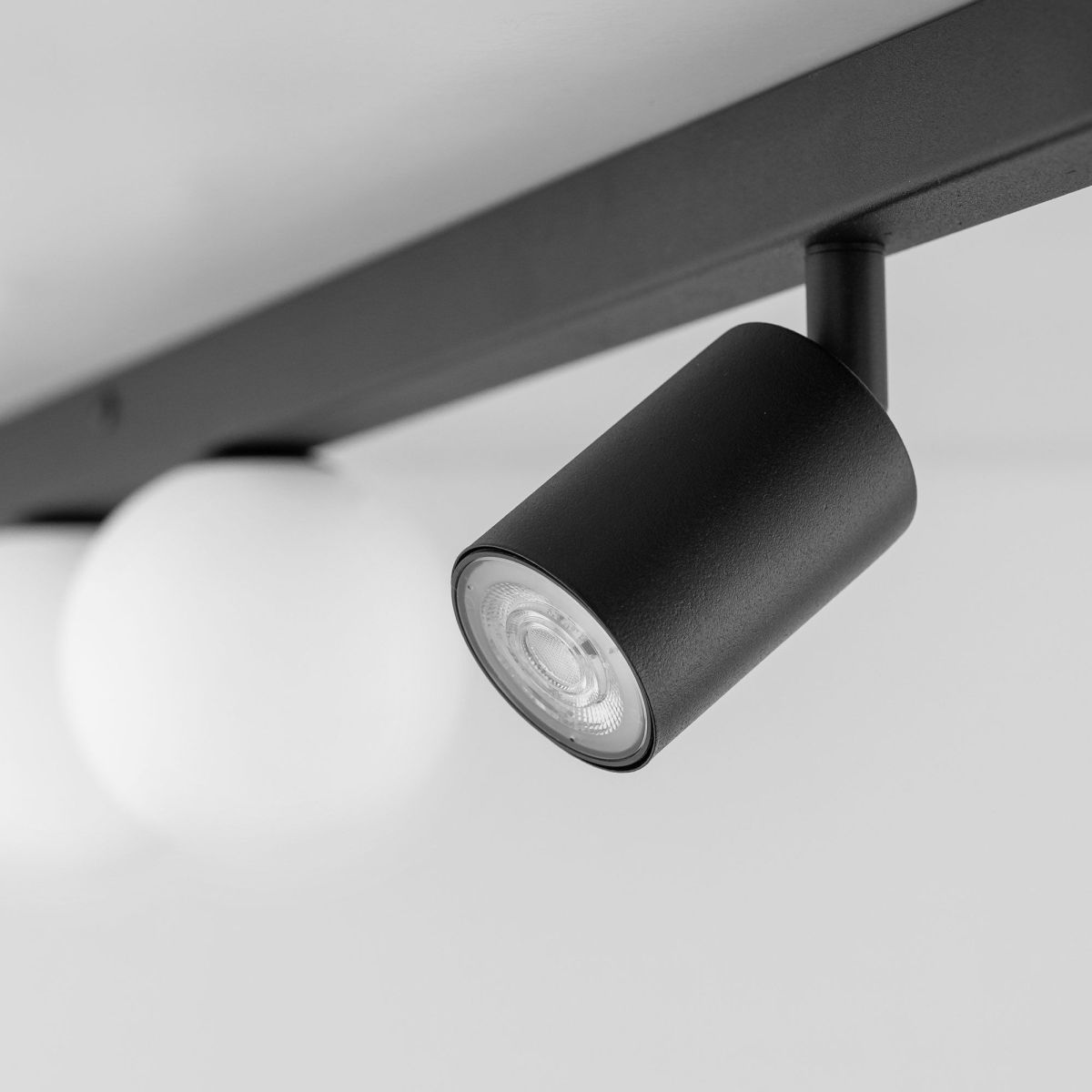 Спот TK Lighting 18053 Vox a068813