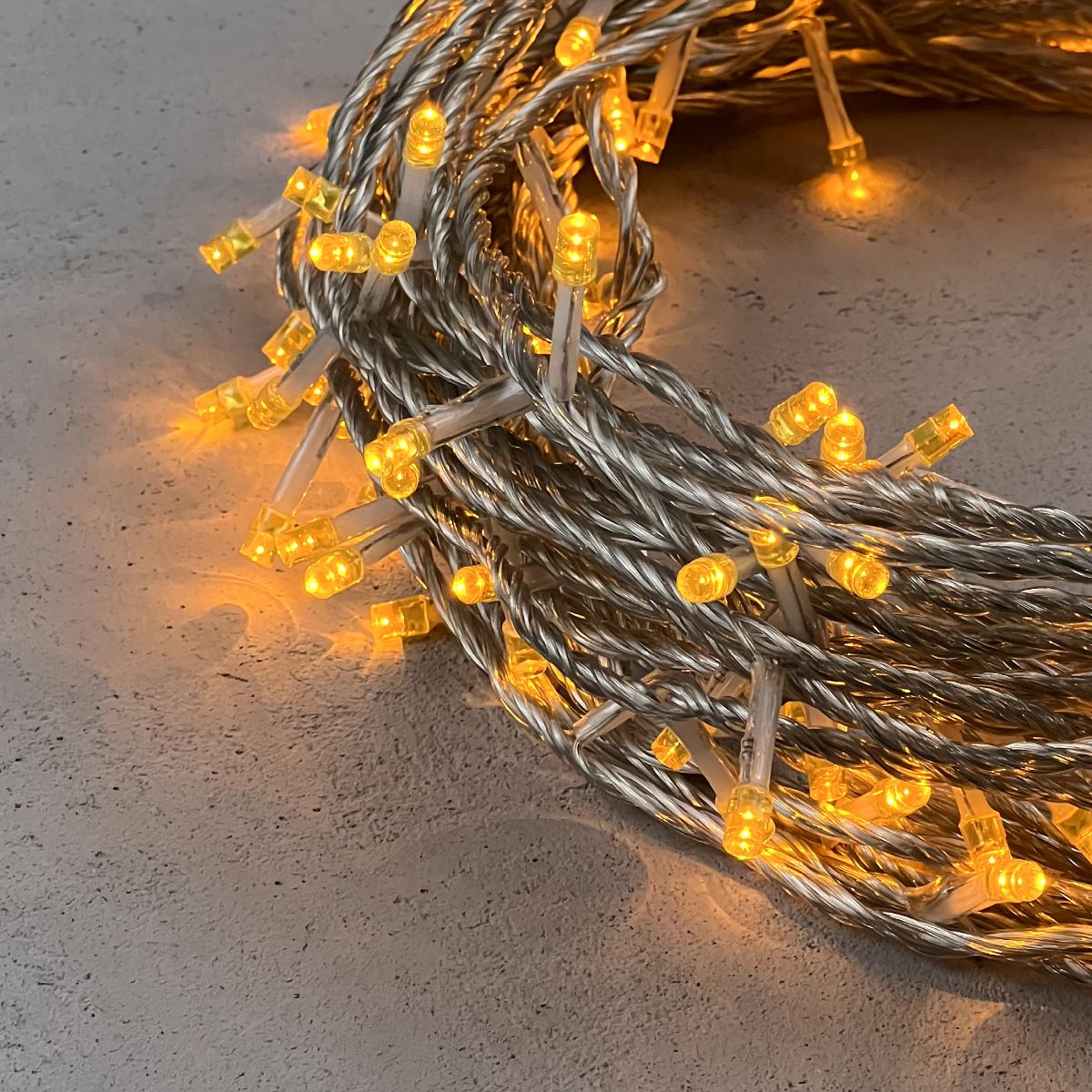 Гирлянда Нить Laitcom (LTC) EST200-3W10-1Y