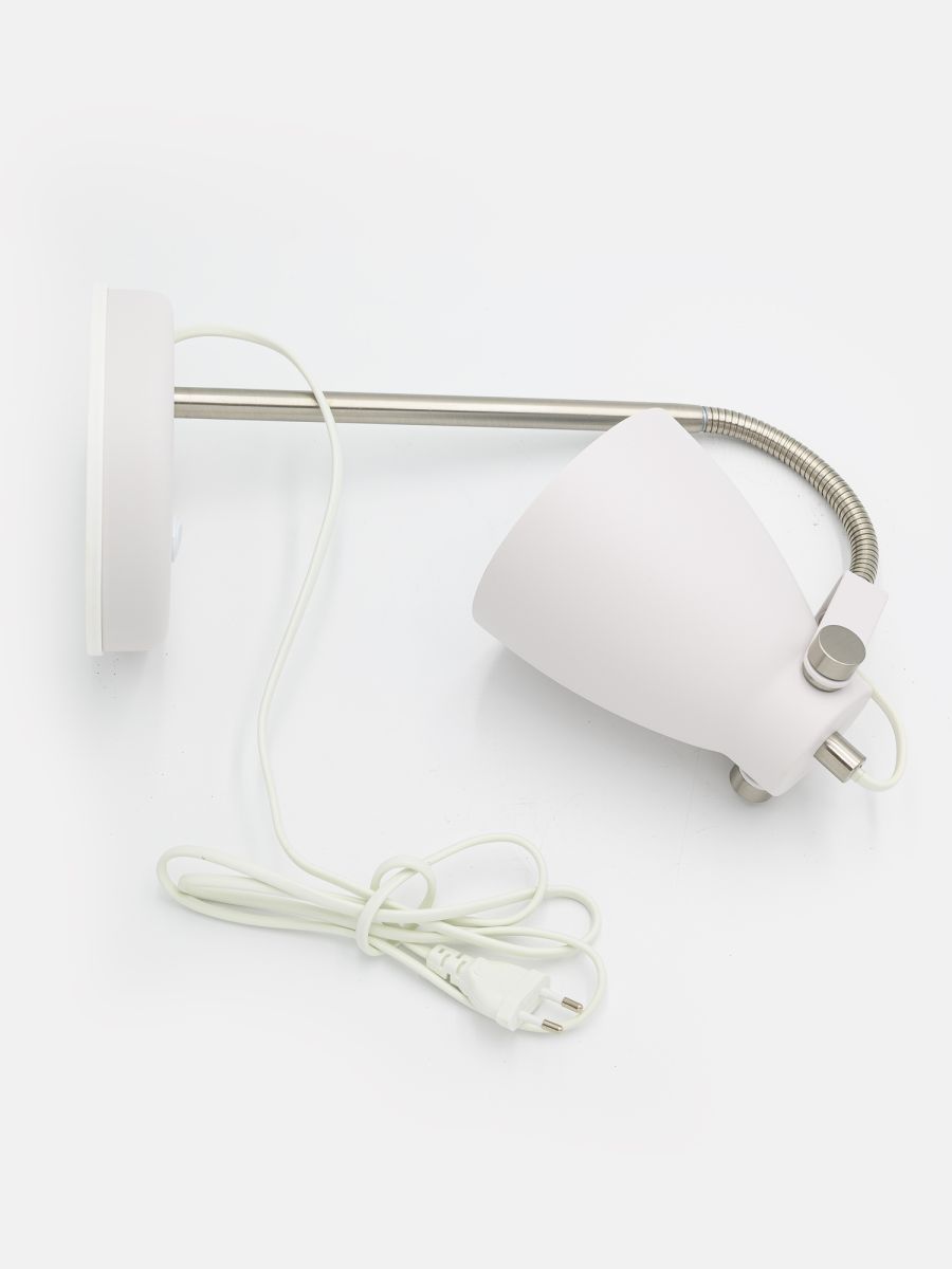 Настольная лампа ARTSTYLE HT-703W