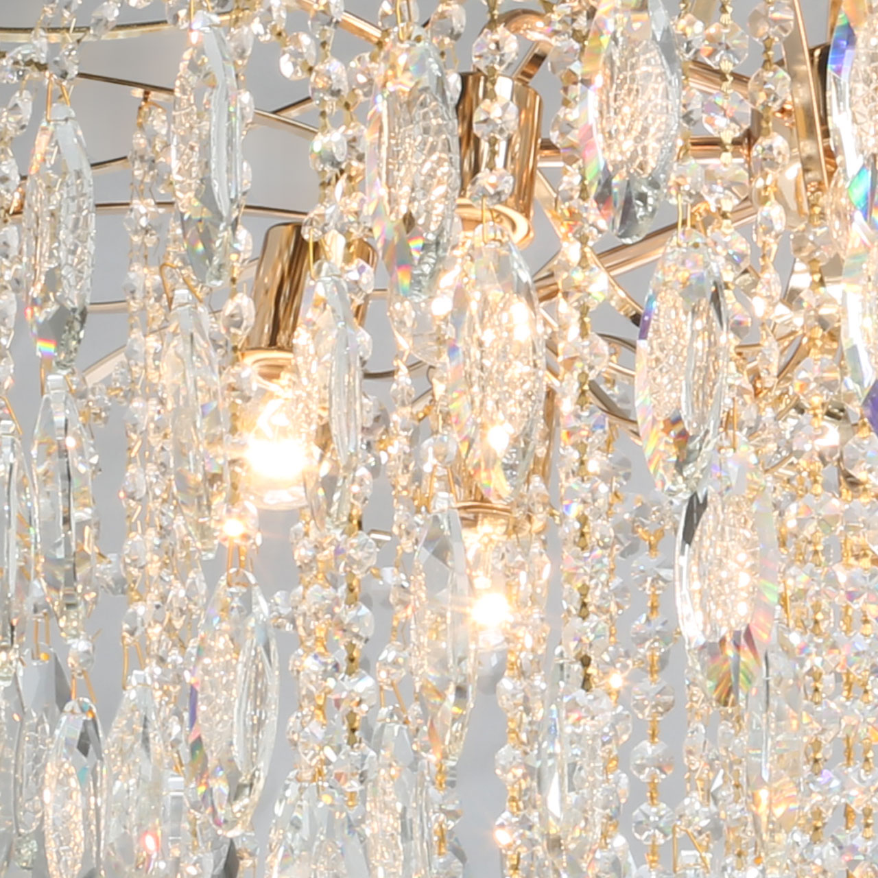 Подвесная люстра De Markt Бриз 111016108